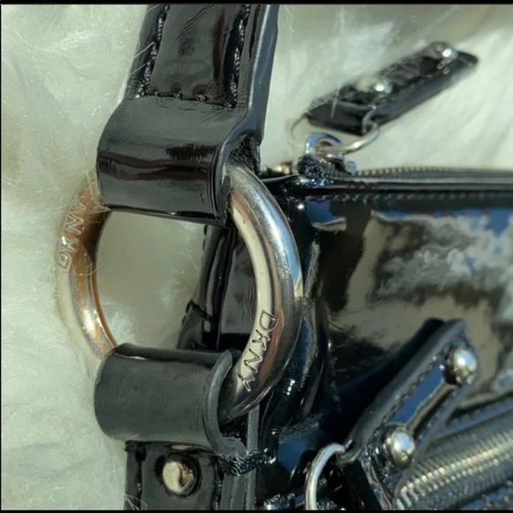 SOLD DKNY Patent Leather Crossbody bag - Picture 10 of 13